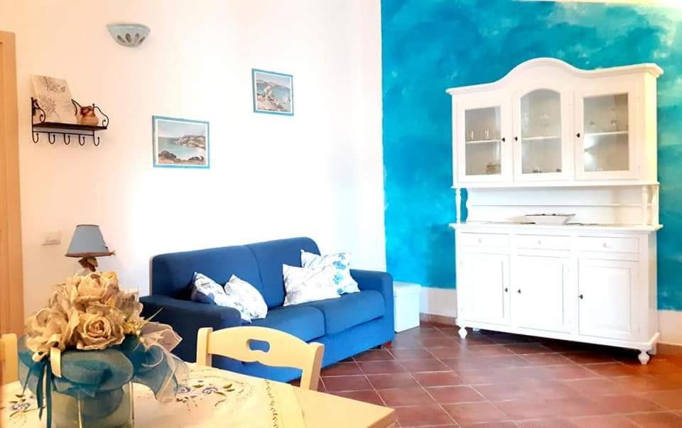 Casa Vacanze Villa Sandrina Costa Paradiso Exterior foto